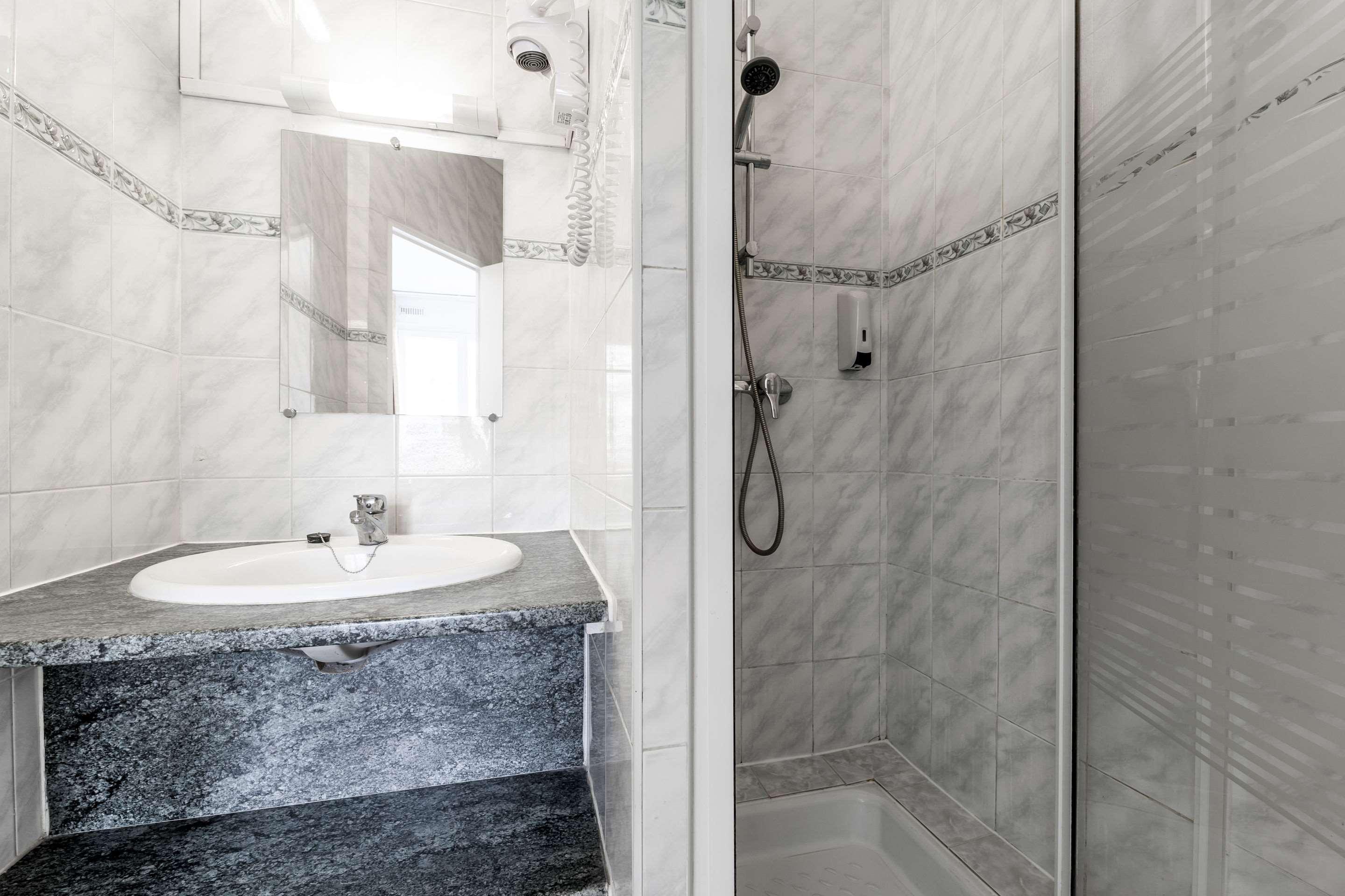 Comfort Hotel Rouen Alba Экстерьер фото